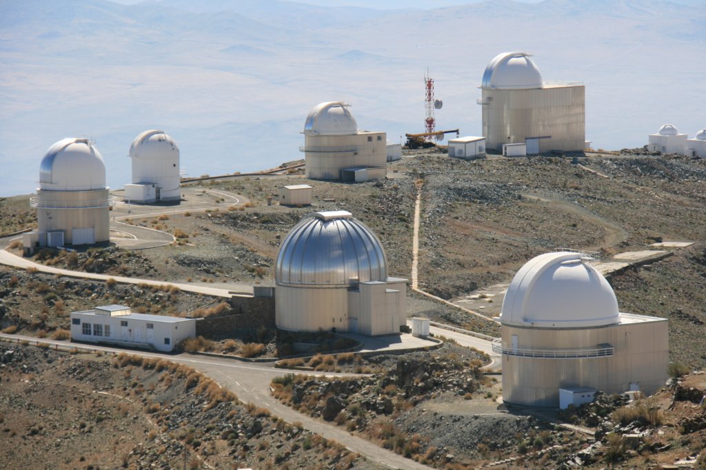 lasillaobservatory2.jpg